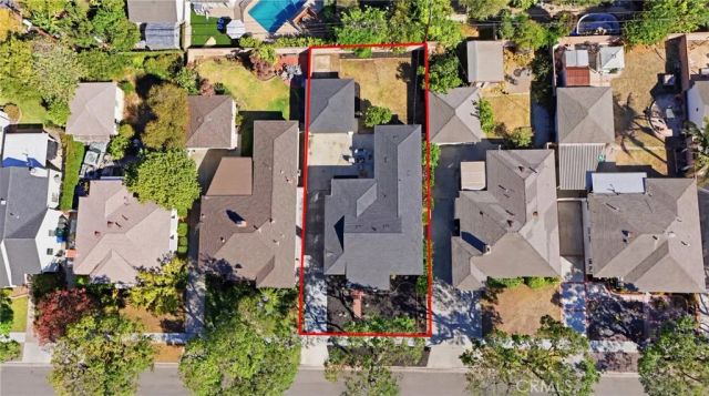 1098 E Ridgewood, Long Beach, CA 90807