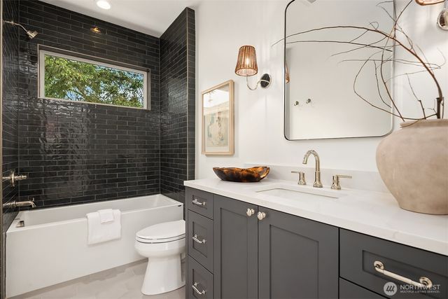 12605 NE 80th Street, Kirkland, WA 98033