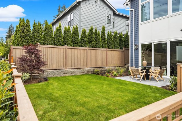 12605 NE 80th Street, Kirkland, WA 98033