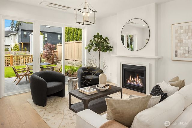 12605 NE 80th Street, Kirkland, WA 98033