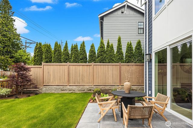 12605 NE 80th Street, Kirkland, WA 98033
