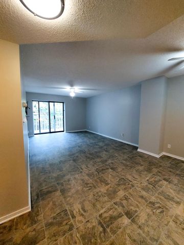 311 Pleasant Avenue 404, Saint Paul, MN 55102