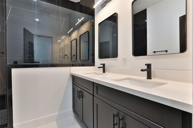 8109 Bigwood Street B, Houston, TX 77078