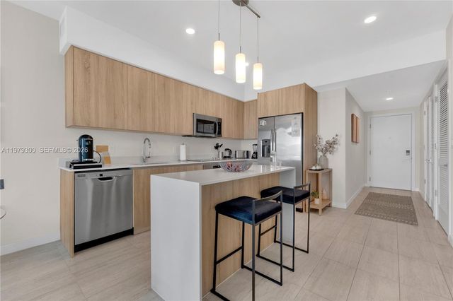 3900 Biscayne Blvd S-916, Miami, FL 33137