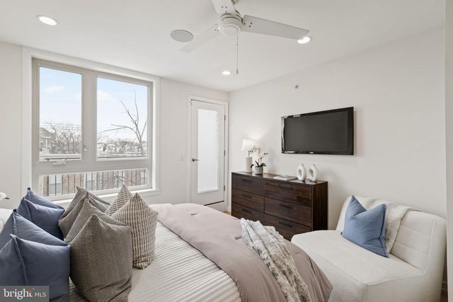 2339 DICKINSON ST, Philadelphia, PA 19146