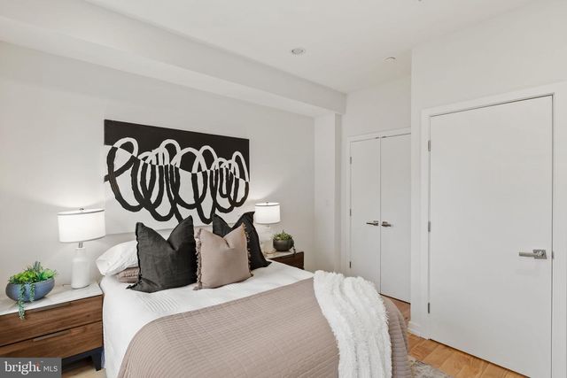 2339 DICKINSON ST, Philadelphia, PA 19146