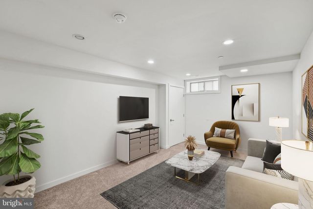 2339 DICKINSON ST, Philadelphia, PA 19146