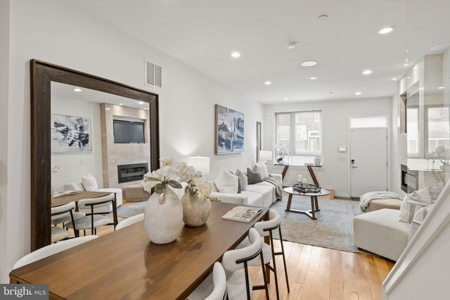 2339 DICKINSON ST, Philadelphia, PA 19146