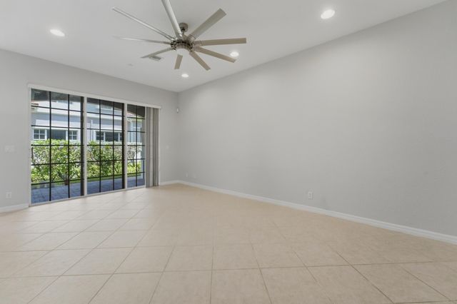 126 LANCASTER Road, Boynton Beach, FL 33426