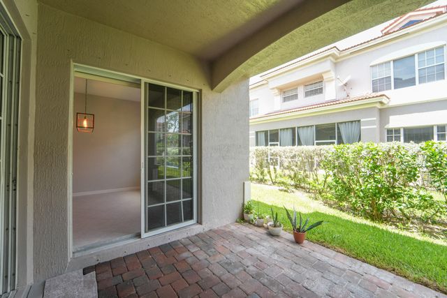 126 LANCASTER Road, Boynton Beach, FL 33426