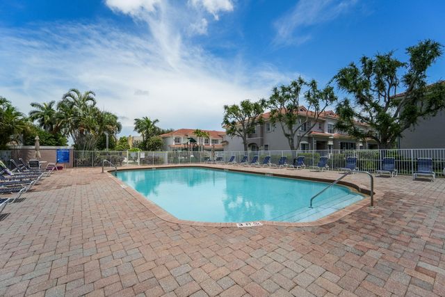 126 LANCASTER Road, Boynton Beach, FL 33426