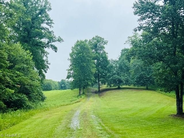 5645 Ararat Highway, Ararat, VA 24053