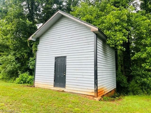 5645 Ararat Highway, Ararat, VA 24053