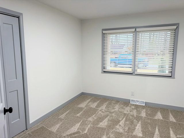 7633 Sherra Lane, Newburgh, IN 47630