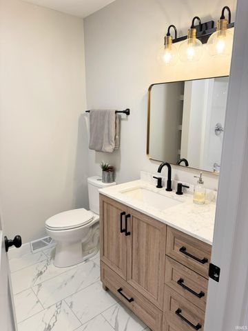 7633 Sherra Lane, Newburgh, IN 47630