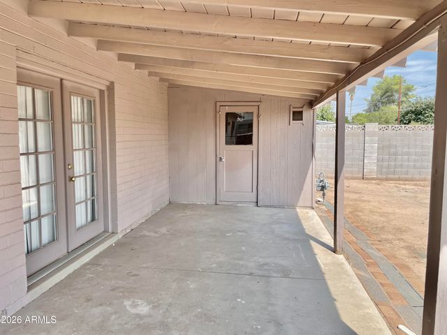 949 W Parkway Boulevard, Tempe, AZ 85281