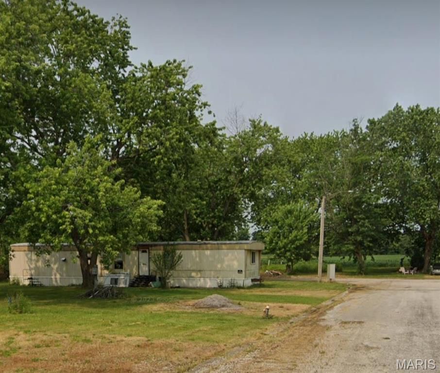 300 W Mill Street 37, Marissa, IL 62257