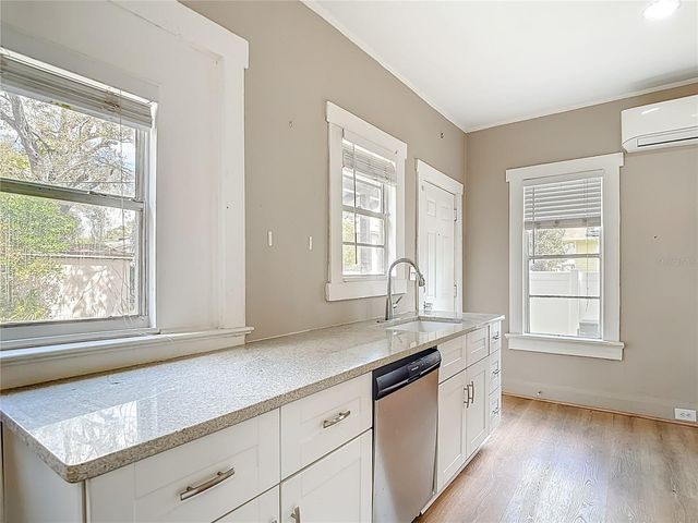 1004 E 22ND AVENUE, Tampa, FL 33605