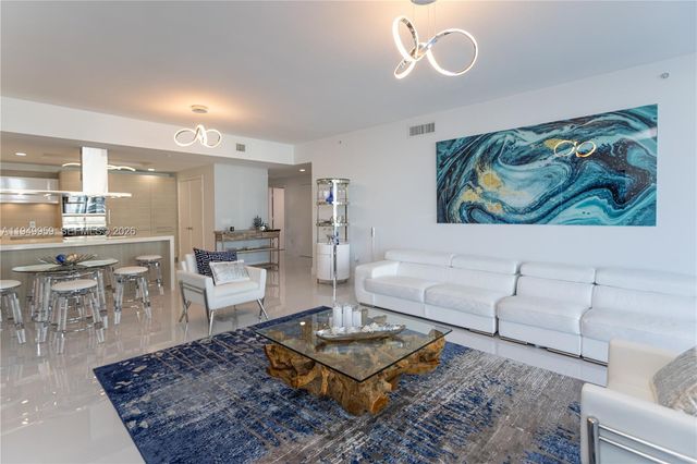 17111 Biscayne Blvd 505, North Miami Beach, FL 33160