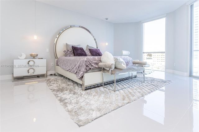 17111 Biscayne Blvd 505, North Miami Beach, FL 33160