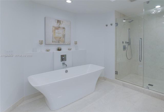 17111 Biscayne Blvd 505, North Miami Beach, FL 33160