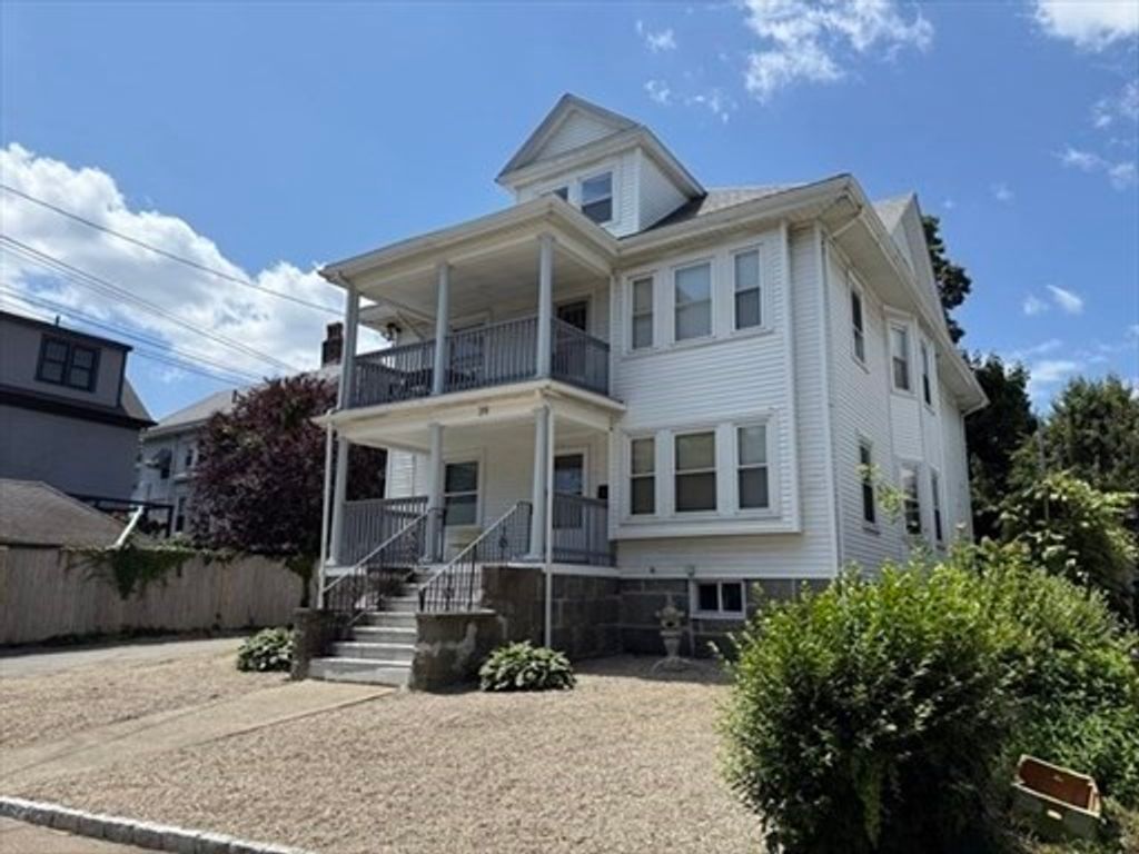 41 Woodward 41, Quincy, MA 02169