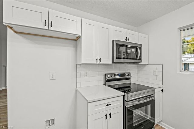 1724 Hertford Street, Greensboro, NC 27403