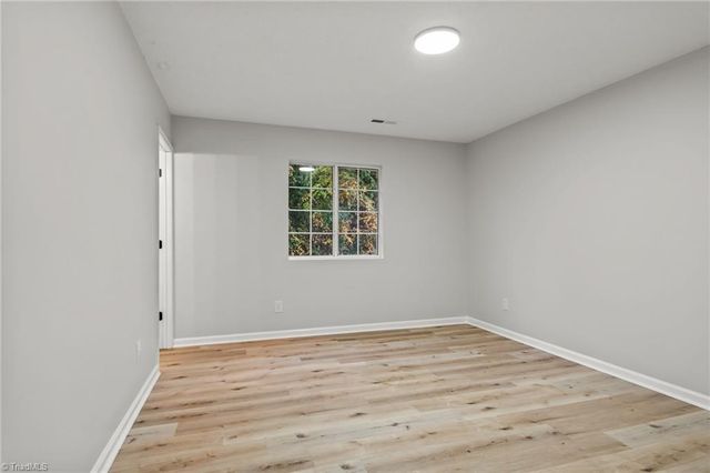 1724 Hertford Street, Greensboro, NC 27403