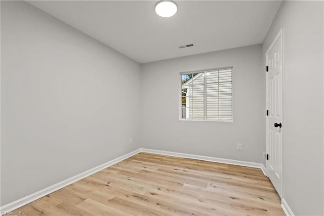 1724 Hertford Street, Greensboro, NC 27403