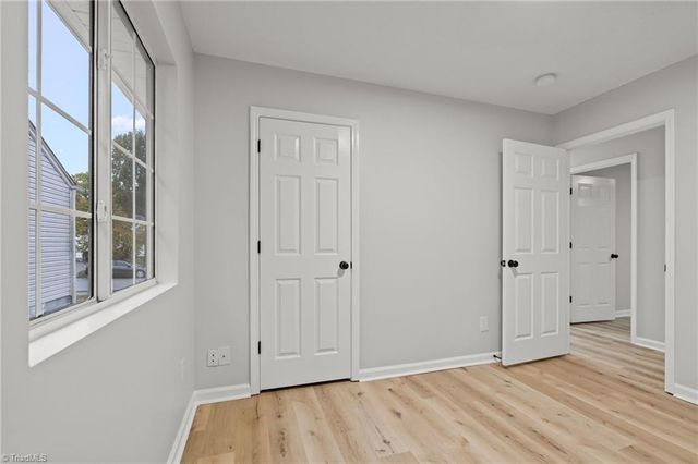 1724 Hertford Street, Greensboro, NC 27403