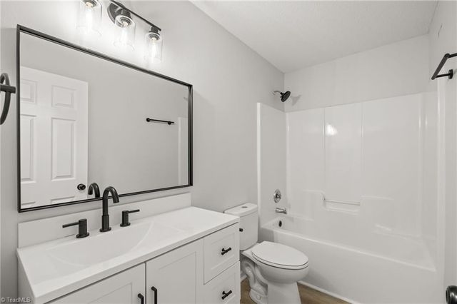 1724 Hertford Street, Greensboro, NC 27403