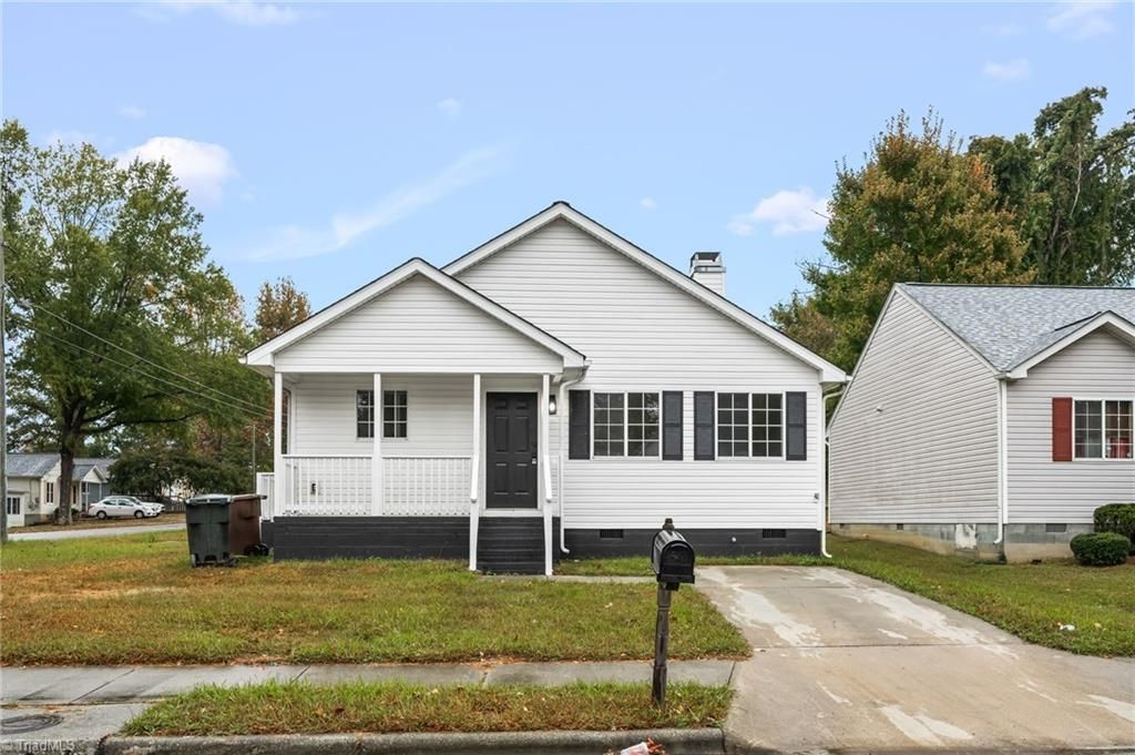 1724 Hertford Street, Greensboro, NC 27403