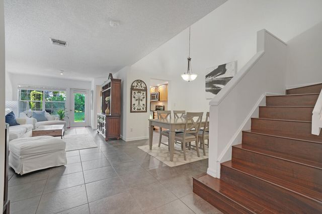 5282 Sapphire Valley, Boca Raton, FL 33486