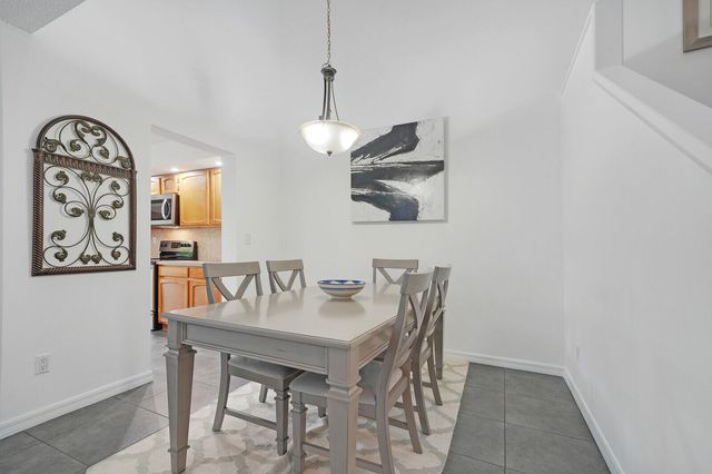 5282 Sapphire Valley, Boca Raton, FL 33486