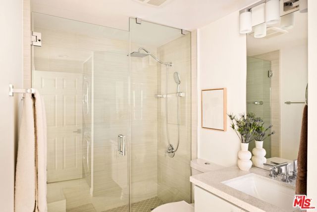 2940 Neilson Way 103, Santa Monica, CA 90405