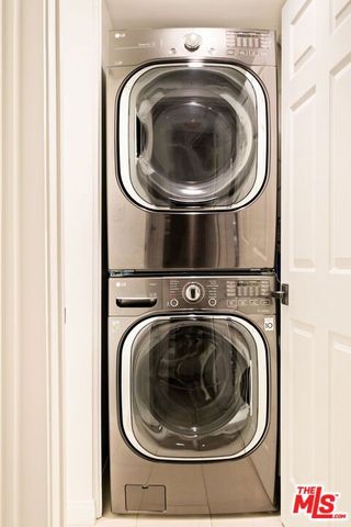 2940 Neilson Way 103, Santa Monica, CA 90405