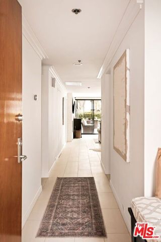 2940 Neilson Way 103, Santa Monica, CA 90405