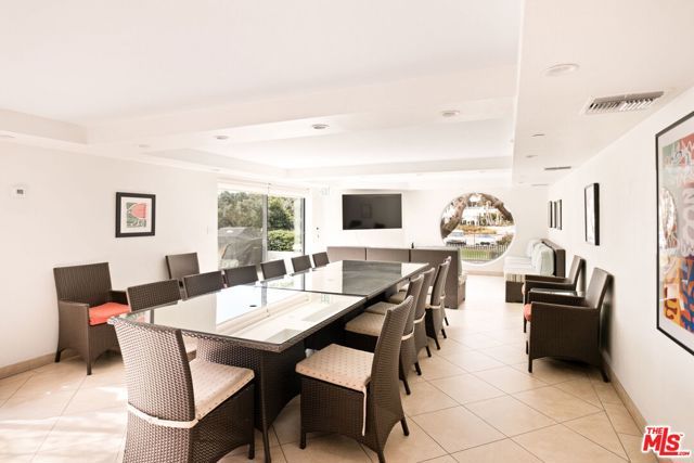 2940 Neilson Way 103, Santa Monica, CA 90405