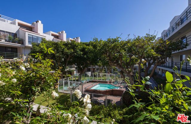 2940 Neilson Way 103, Santa Monica, CA 90405