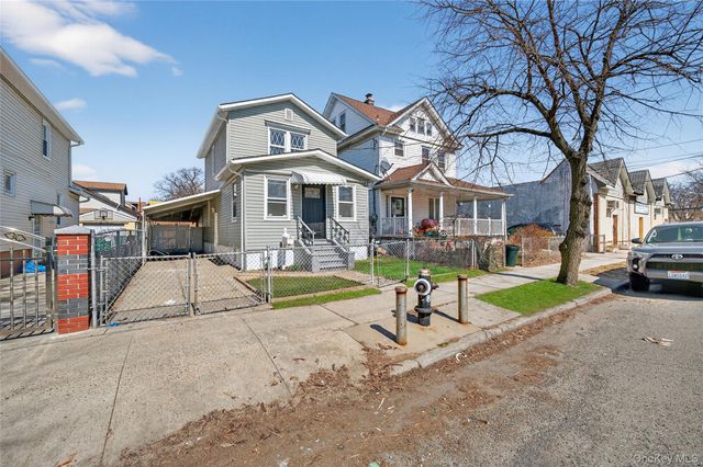 172-09 140th Avenue, Jamaica, NY 11434