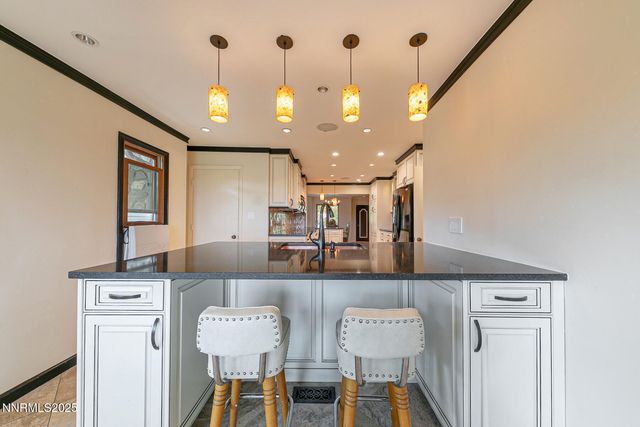 2000 Manzanita Lane, Reno, NV 89509