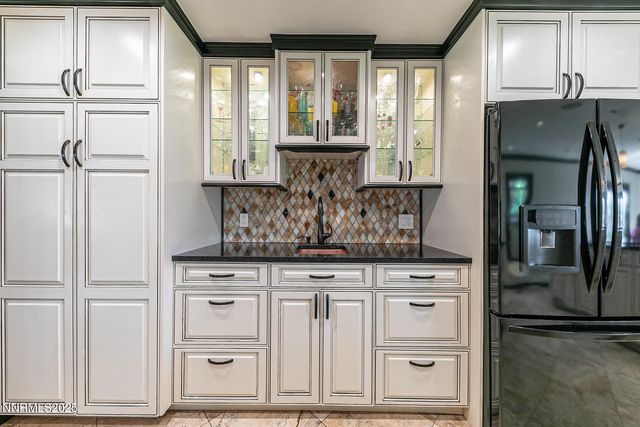 2000 Manzanita Lane, Reno, NV 89509