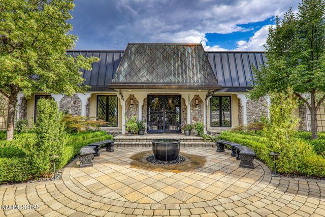 2000 Manzanita Lane, Reno, NV 89509