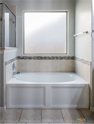 829 Manhattan, New Braunfels, TX 78130