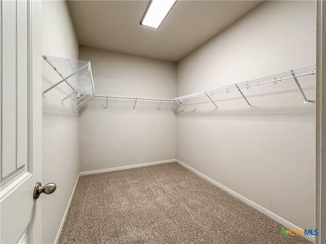 829 Manhattan, New Braunfels, TX 78130