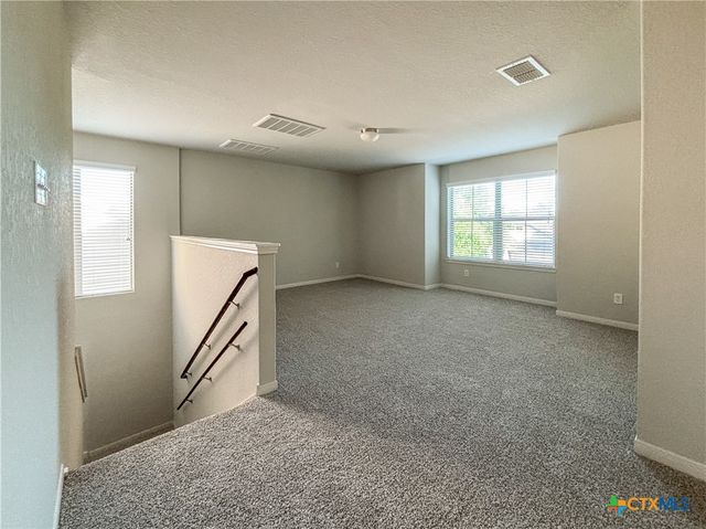 829 Manhattan, New Braunfels, TX 78130