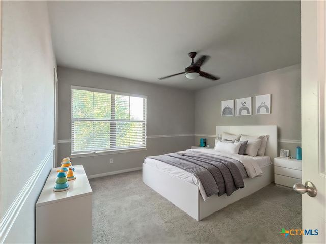 829 Manhattan, New Braunfels, TX 78130