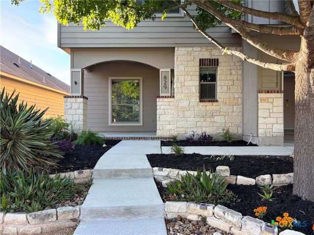 829 Manhattan, New Braunfels, TX 78130