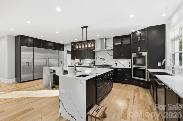 4407 Oglukian Road, Charlotte, NC 28226