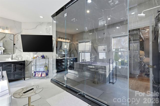 4407 Oglukian Road, Charlotte, NC 28226